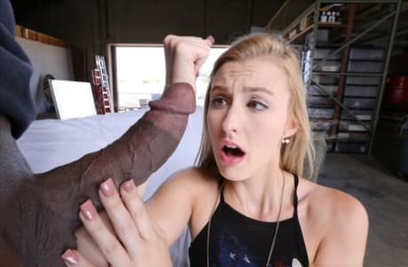American pornstar Alexa Grace measures a BBC and takes it in her twat