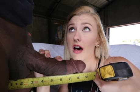 American pornstar Alexa Grace measures a BBC and takes it in her twat