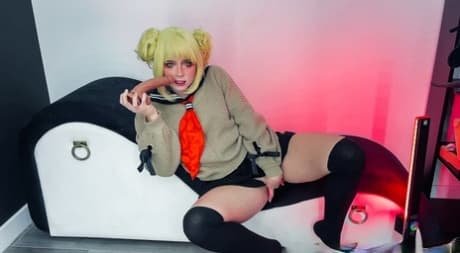 Sweet teen pornstar Sweetie Fox plays with a toy and tastes a dick